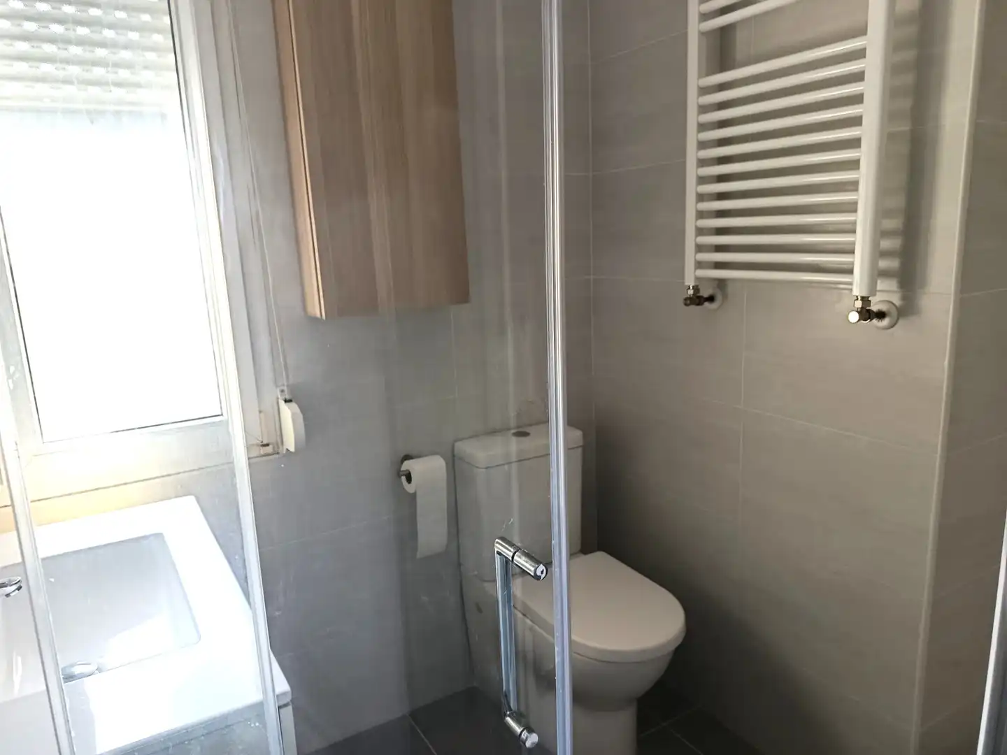 Baño de Piso de alquiler en Santander con Calefacción, Amueblado y Lavadora