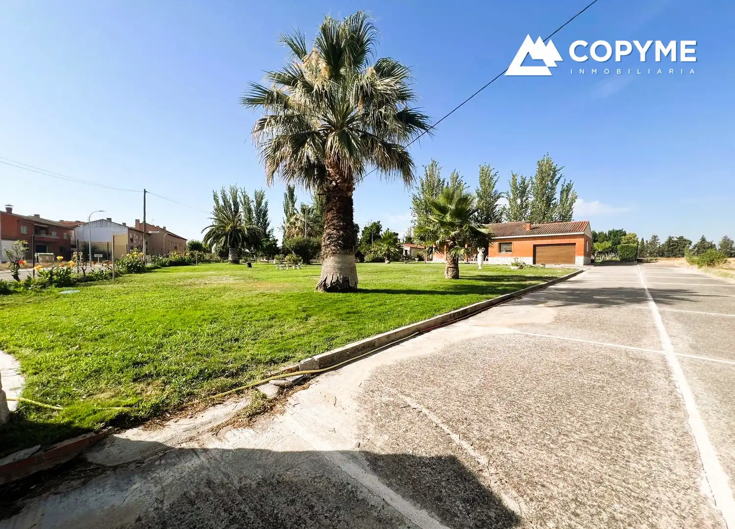 Casa o chalet en venta en Novés con Calefacción, Jardín privado y Parquet