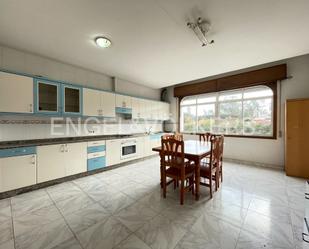 Kitchen of Flat for sale in Vilagarcía de Arousa  with Balcony