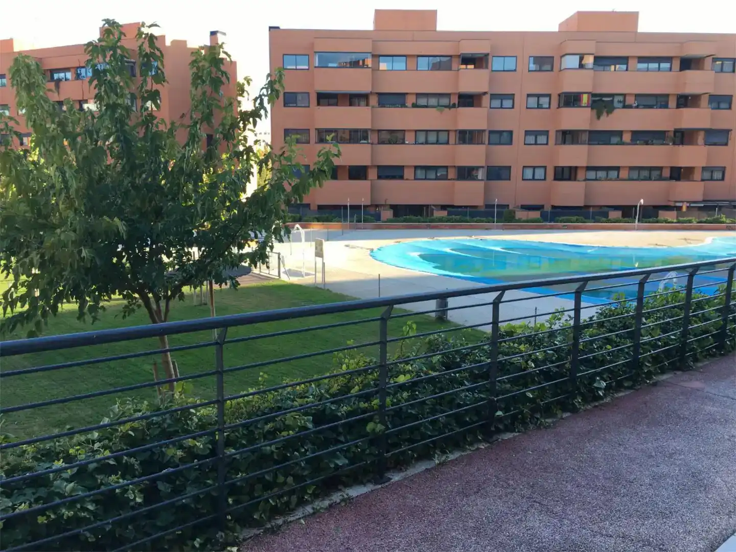 Schwimmbecken von Dachboden zur Miete in San Sebastián de los Reyes mit Klimaanlage, Schwimmbad und Balkon