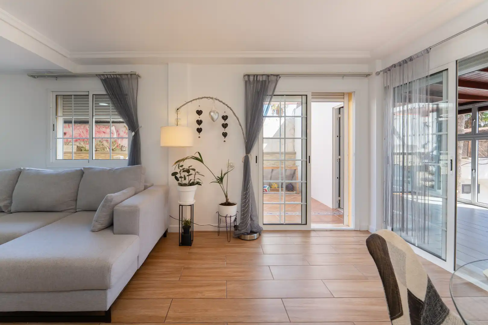 Sala d'estar de Casa adosada en venda en San Bartolomé de Tirajana amb Aire condicionat, Calefacció i Terrassa