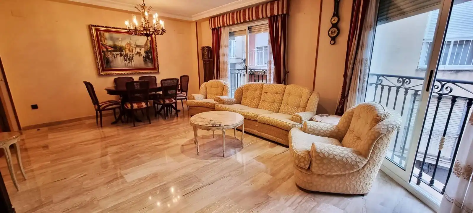 Wohnzimmer von Wohnung zum Verkauf in Elche / Elx mit Klimaanlage und Abstellraum