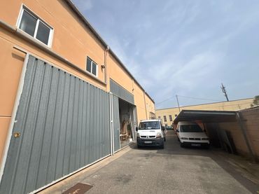Nave industrial in vendita a Torreforta