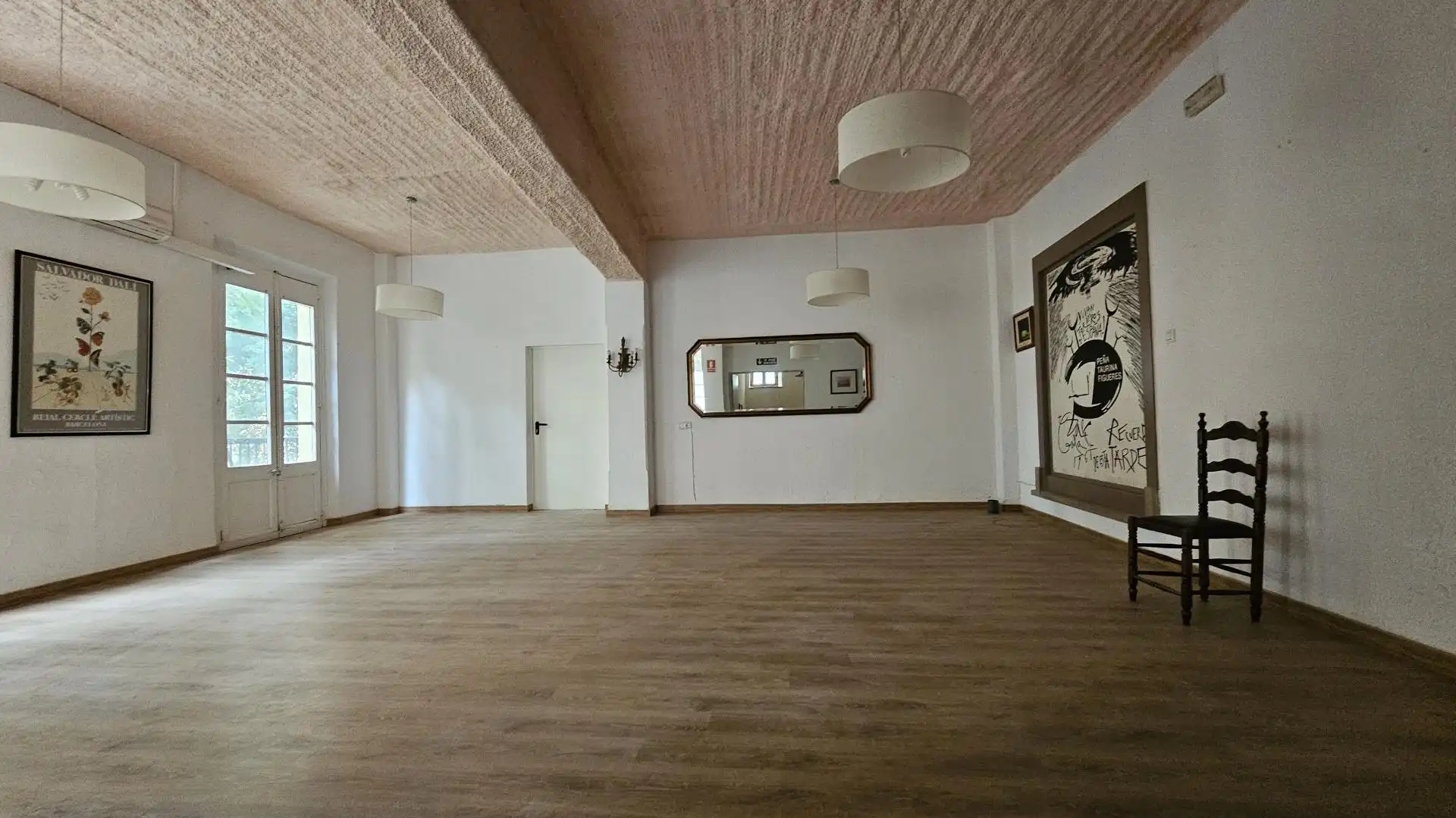Sala d'estar de Local de lloguer en Figueres