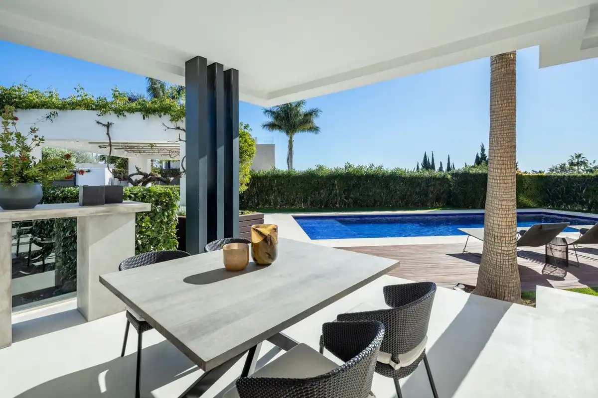 Chalet con piscina en venta en Milla de Oro, imagen 34