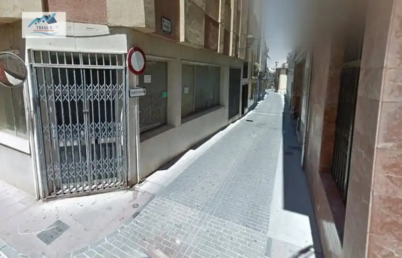 Flat with lift for sale in Calle LADEMORA, imagen 2