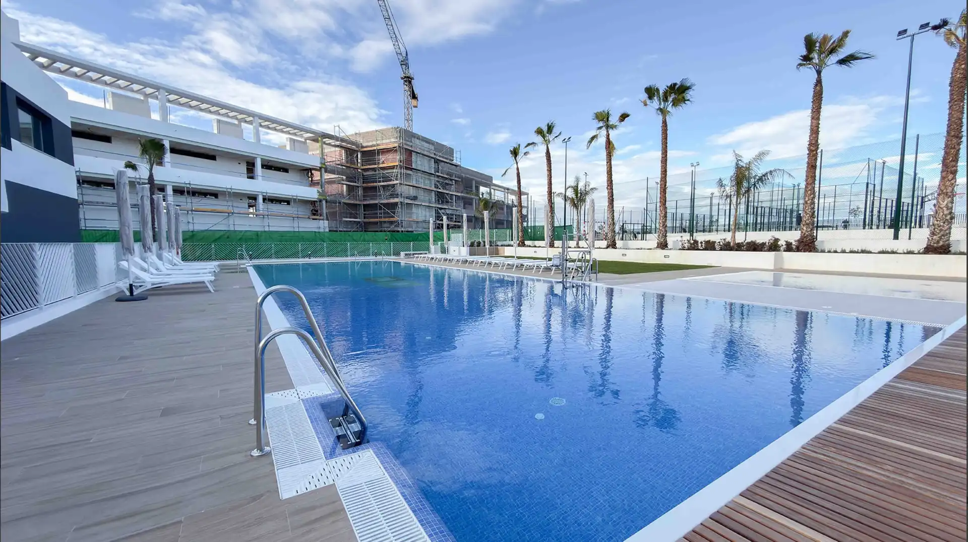 Piscina de Casa o xalet en venda en Torrevieja amb Aire condicionat, Terrassa i Piscina
