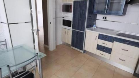 Foto 2 de Piso en venta en Ctra. Circunvalación - La Magdalena, Jaén