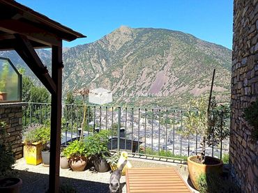Casa aparellada en venda a Les Escaldes