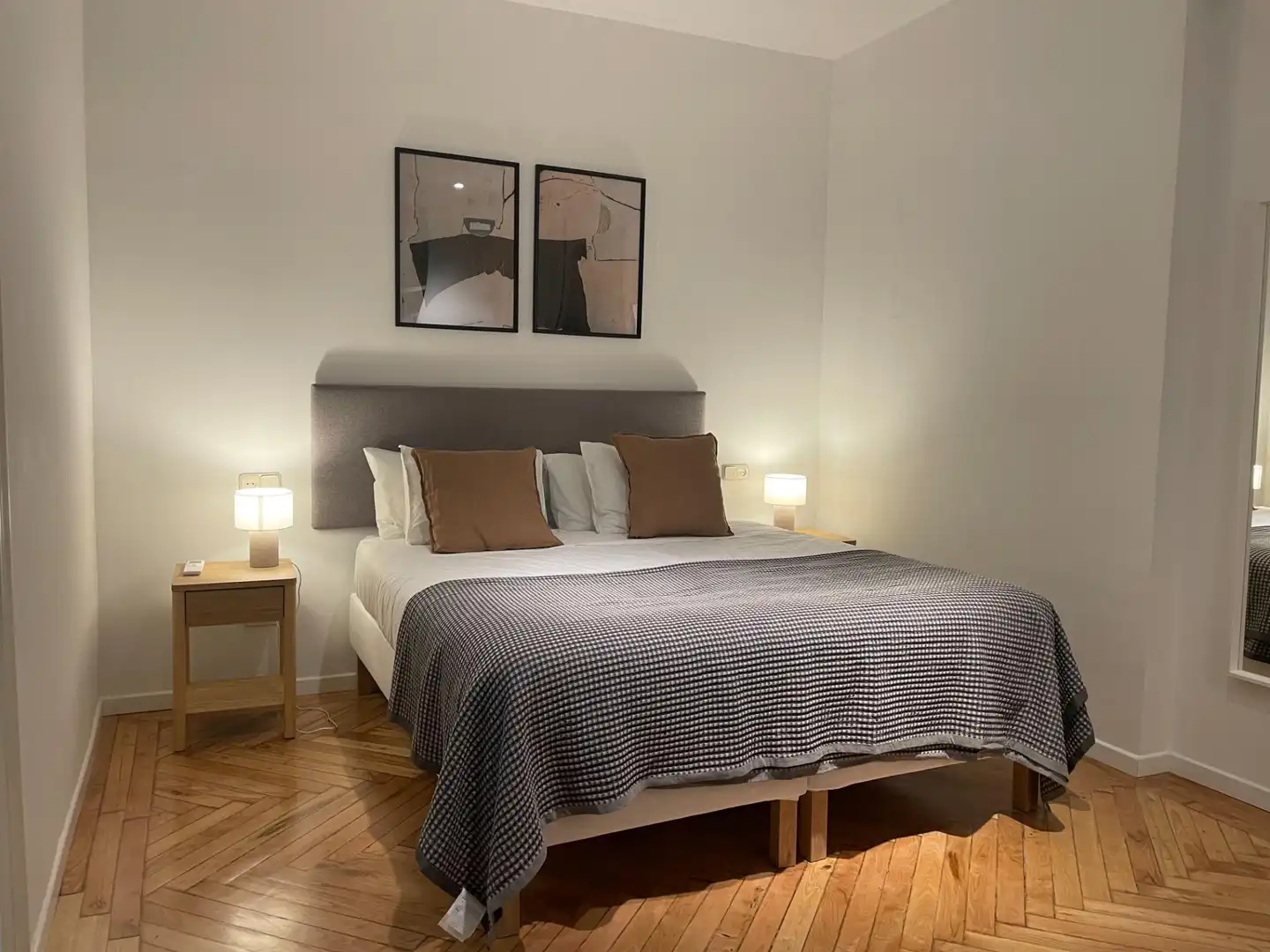 Bedroom of Flat for rent in Madrid  with Air Conditioner, Heating and Parquet flooring