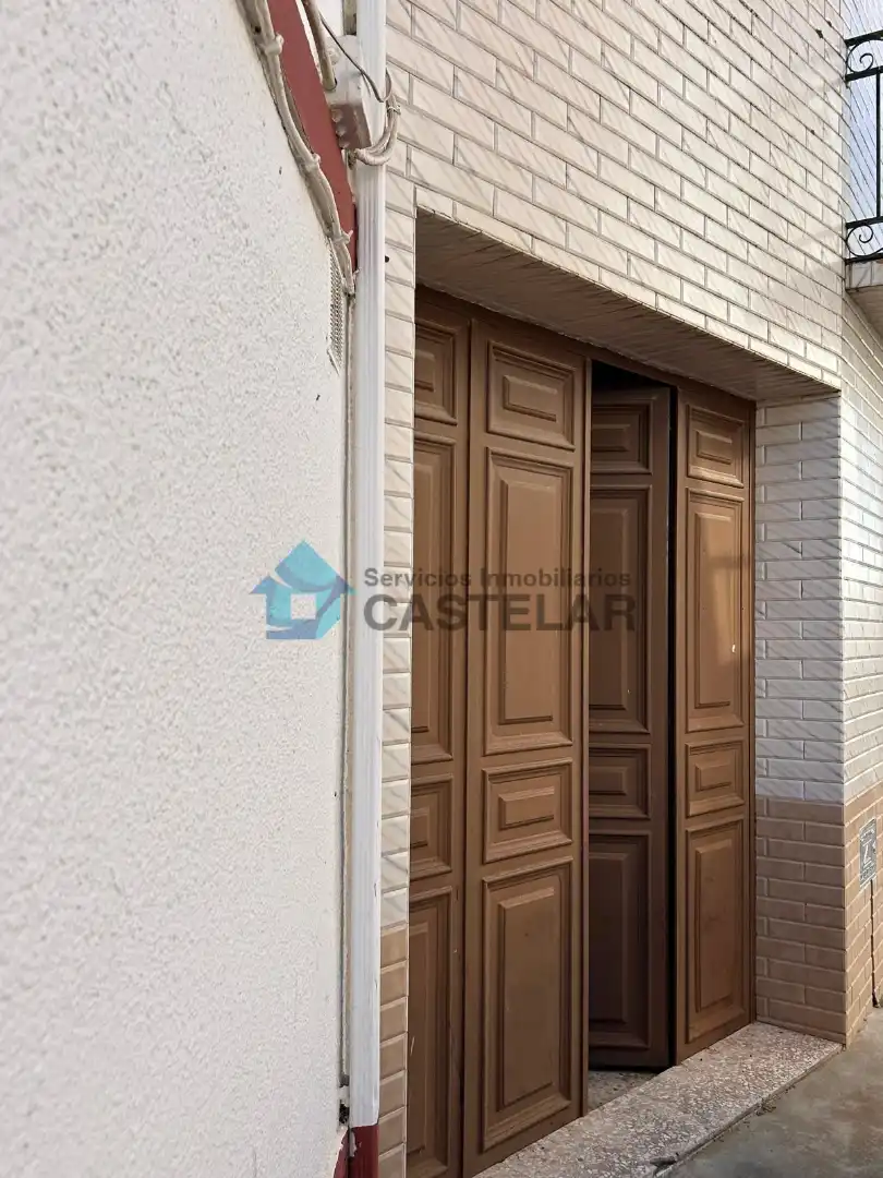 Vista exterior de Casa adosada en venta en Salvaleón con Amueblado