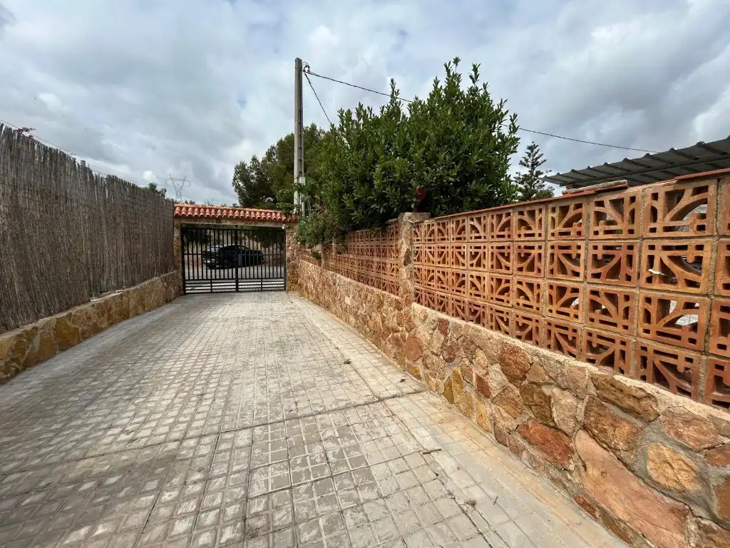 Vista exterior de Finca rústica en venda en Sagunto / Sagunt