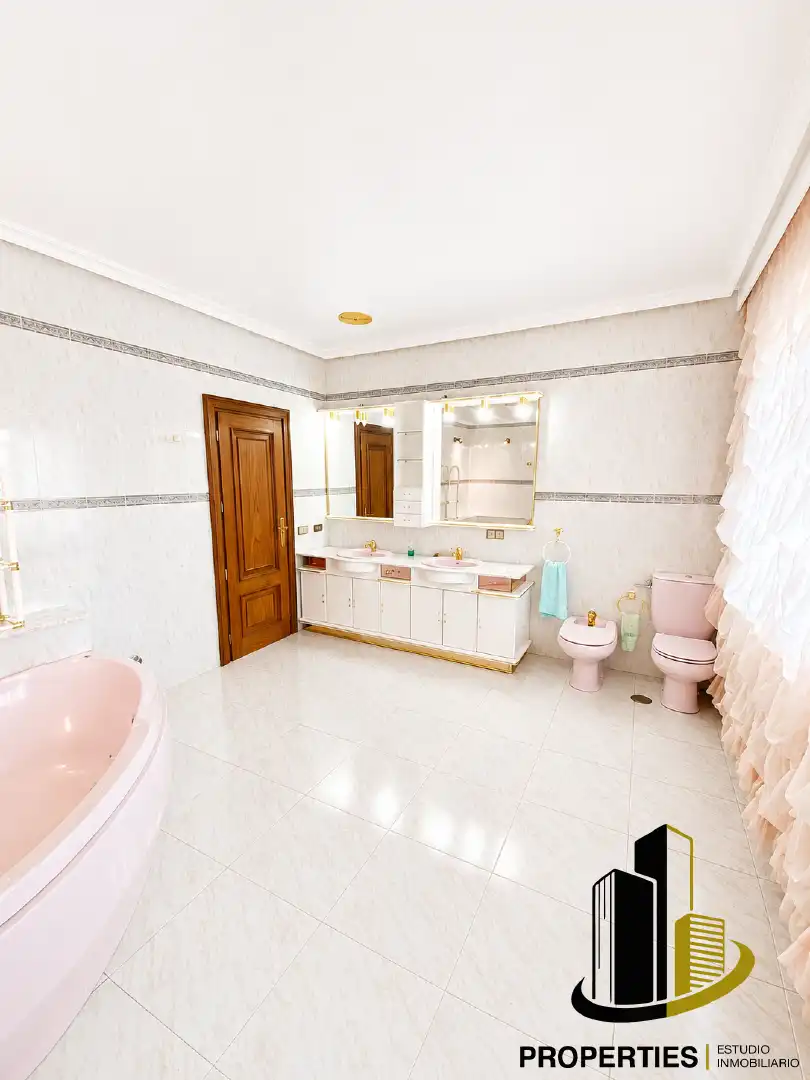Baño de Casa o chalet en venta en Salvatierra de Tormes