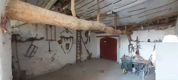 Einfamilien-Reihenhaus zum Verkauf in Muñogrande mit Möbliert und Balkon