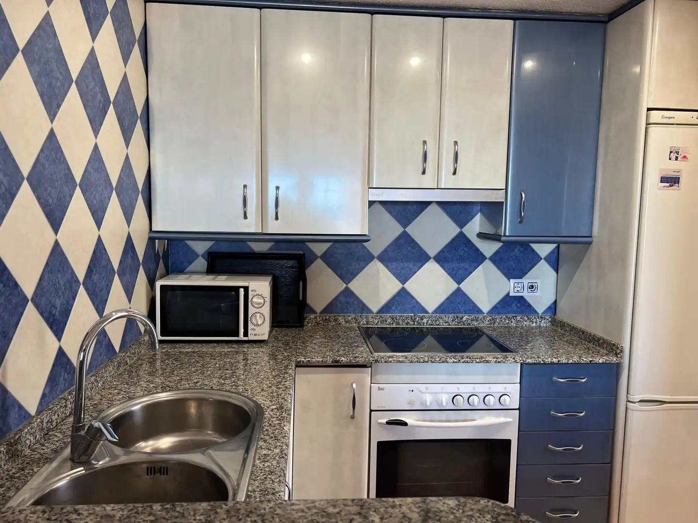 Cocina de Piso en venta en Benidorm con Aire acondicionado, Terraza y Amueblado