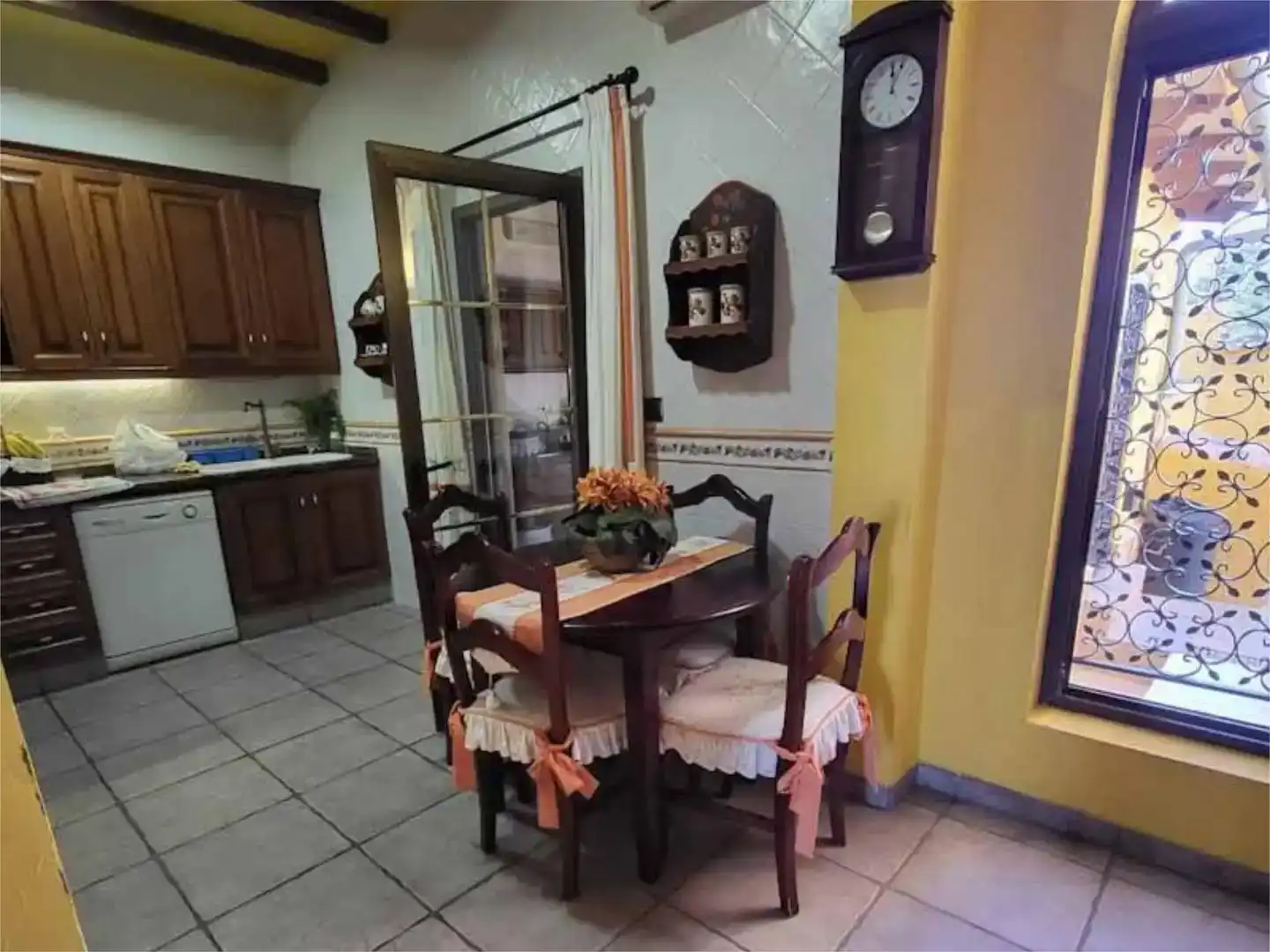 Comedor de Finca rústica en venta en Bigastro con Aire acondicionado, Jardín privado y Piscina
