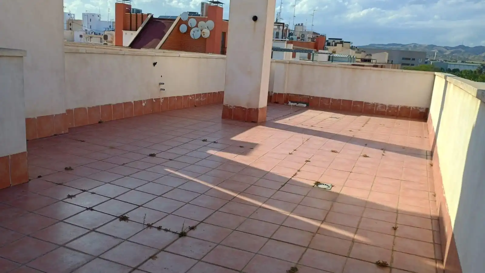 Terraza de Piso en venta en Elche / Elx con Aire acondicionado, Terraza y Amueblado