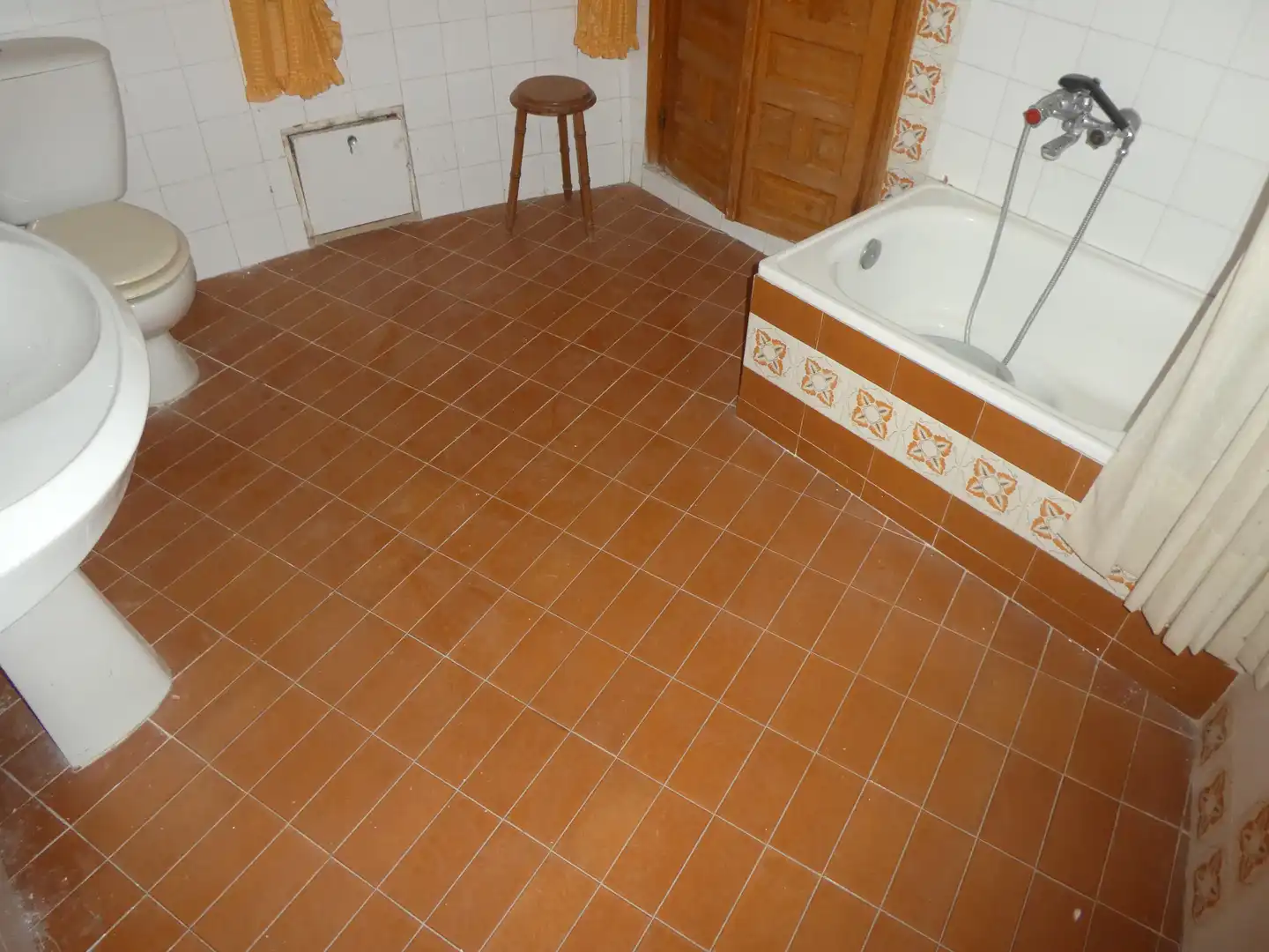 Bathroom of Detached homes for sale in Santa María del Campo  with Private garden, Terrace and Furnished