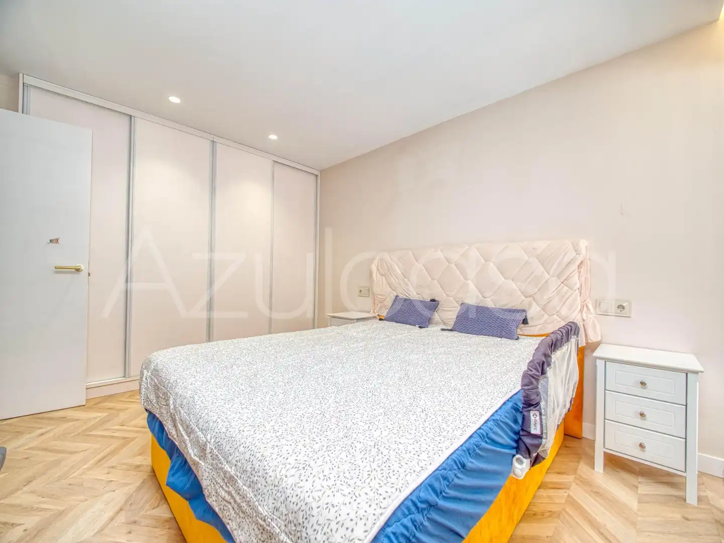 Dormitori de Casa o xalet en venda en Sant Joan d'Alacant amb Aire condicionat, Calefacció i Jardí privat