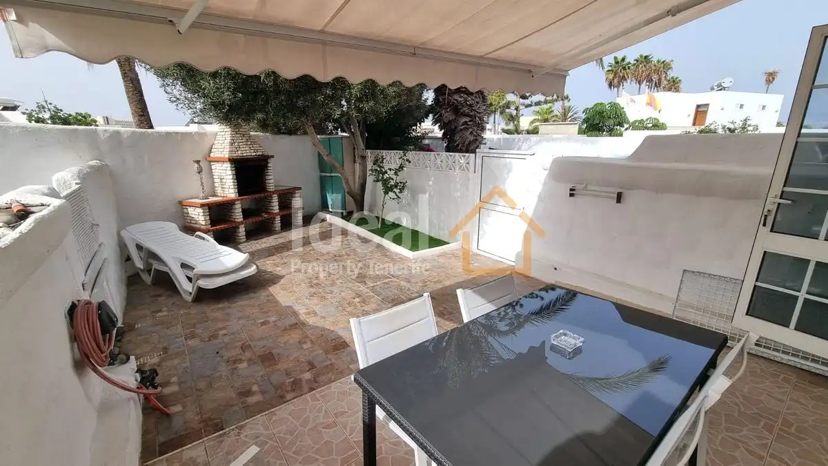 Terrassa de Casa adosada en venda en Adeje amb Jardí privat, Terrassa i Piscina comunitària