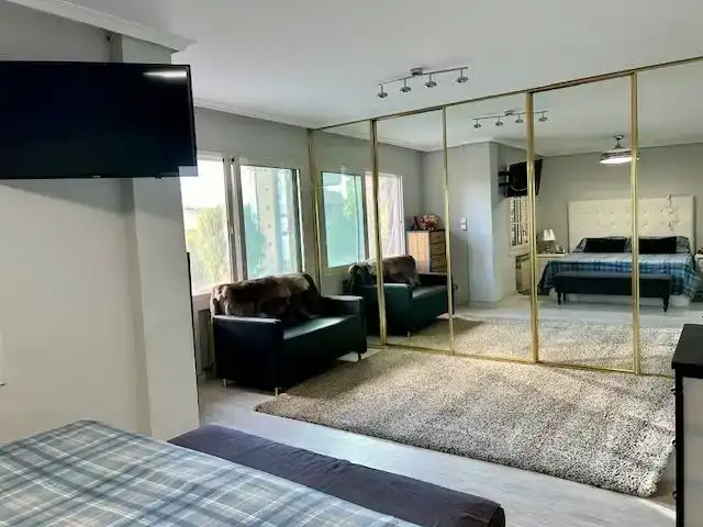 Sala de estar de Casa o chalet en venta en  Madrid Capital con Piscina