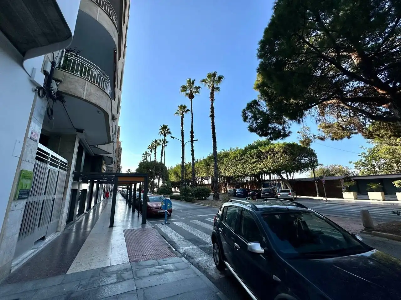 Vista exterior de Oficina de alquiler en Torrevieja con Terraza