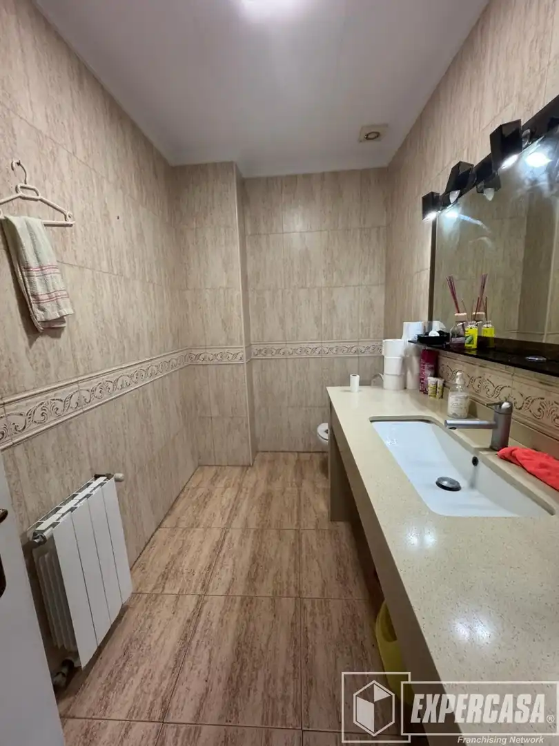 Badezimmer von Country house zum Verkauf in Albal mit Klimaanlage und Terrasse