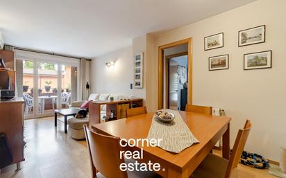 Exterior view of Flat for sale in Sant Cugat del Vallès  with Air Conditioner, Heating and Terrace