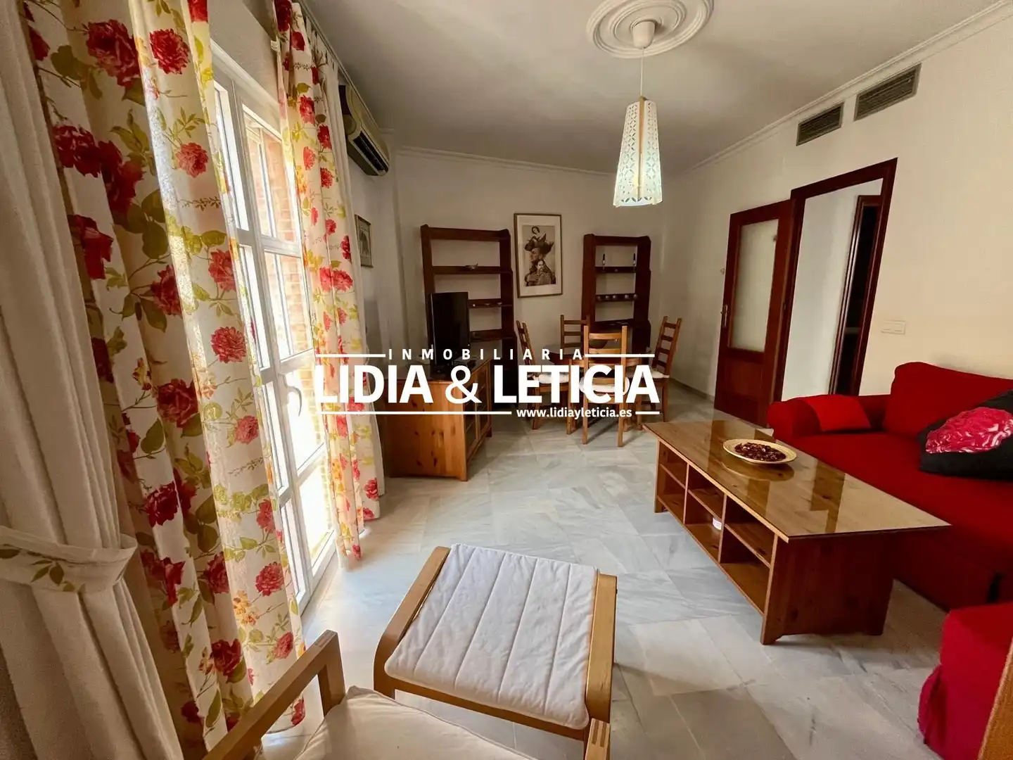 Wohnzimmer von Wohnung zur Miete in Alcalá de Guadaira mit Möbliert