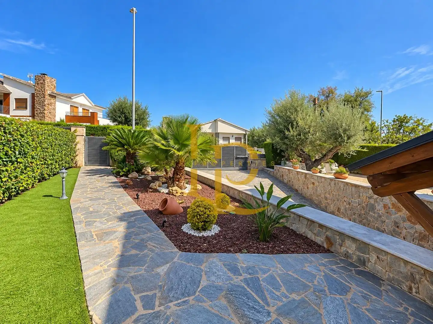 Casa con piscina en venta en Carrer Ametllers, imagen 10