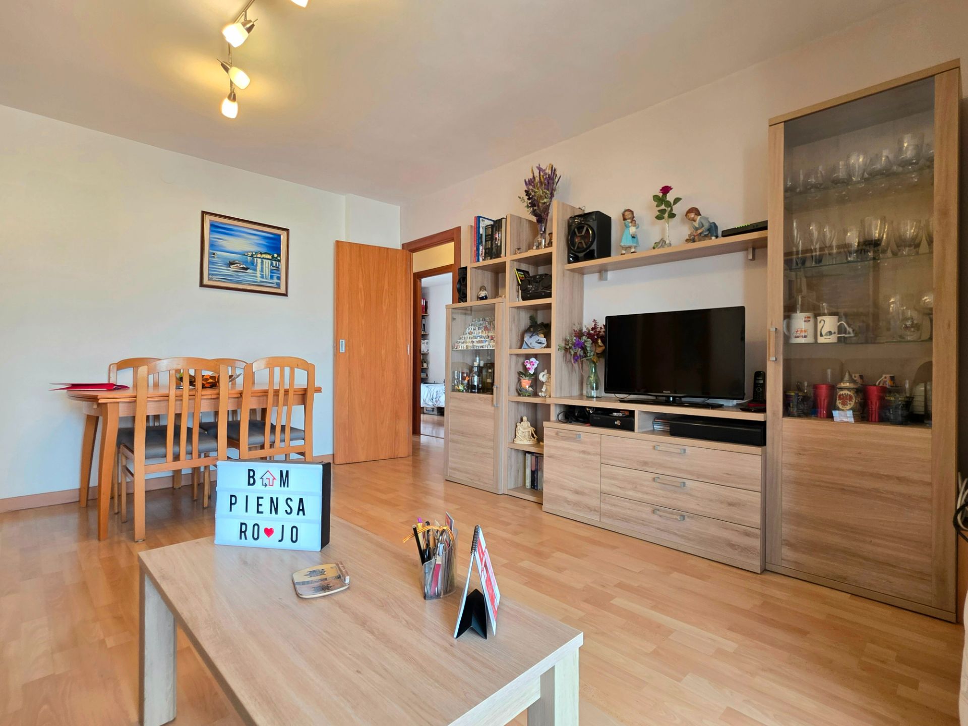 Living room of Flat for sale in Viladecans  with Parquet flooring, Terrace and Oven