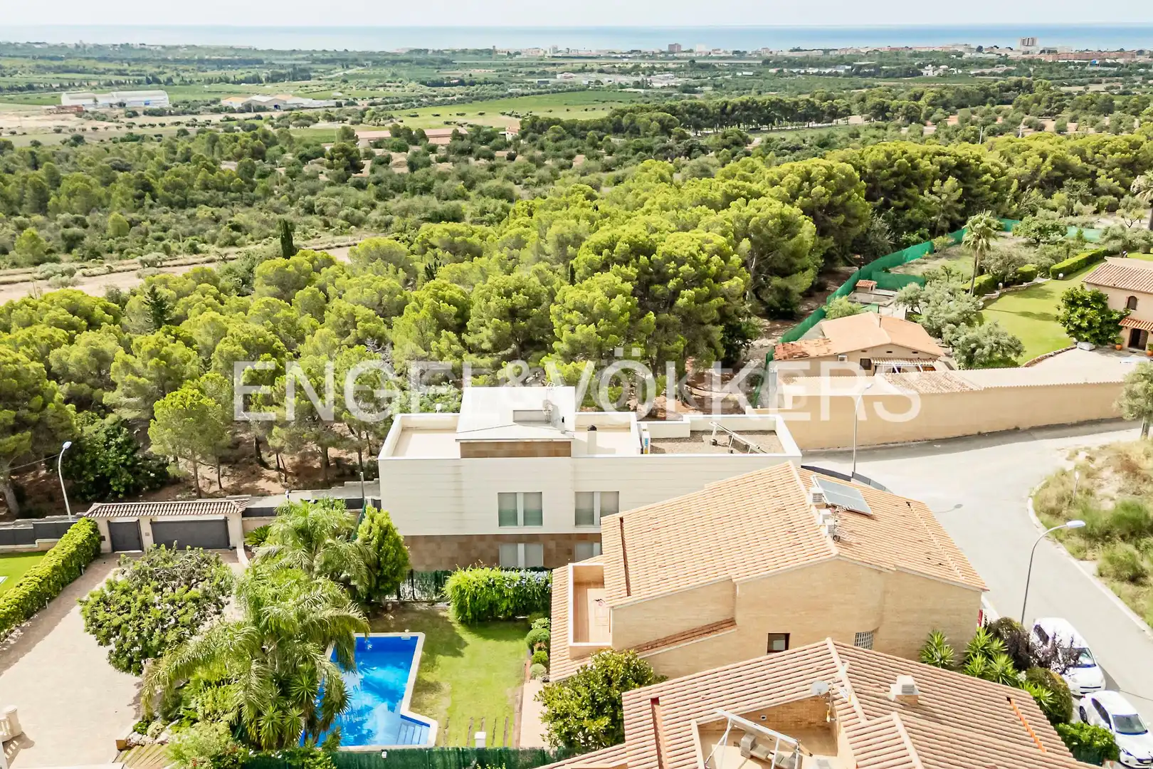 Vista exterior de Casa o chalet en venta en El Vendrell con Aire acondicionado, Calefacción y Jardín privado