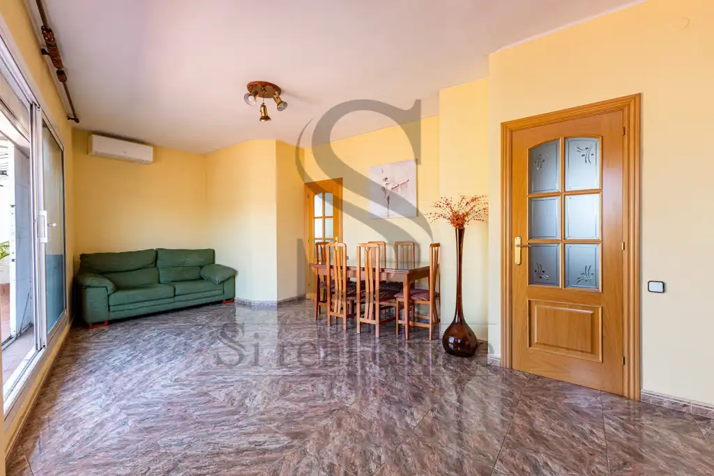 Sala de estar de Ático en venta en Barcelona con Terraza y Horno