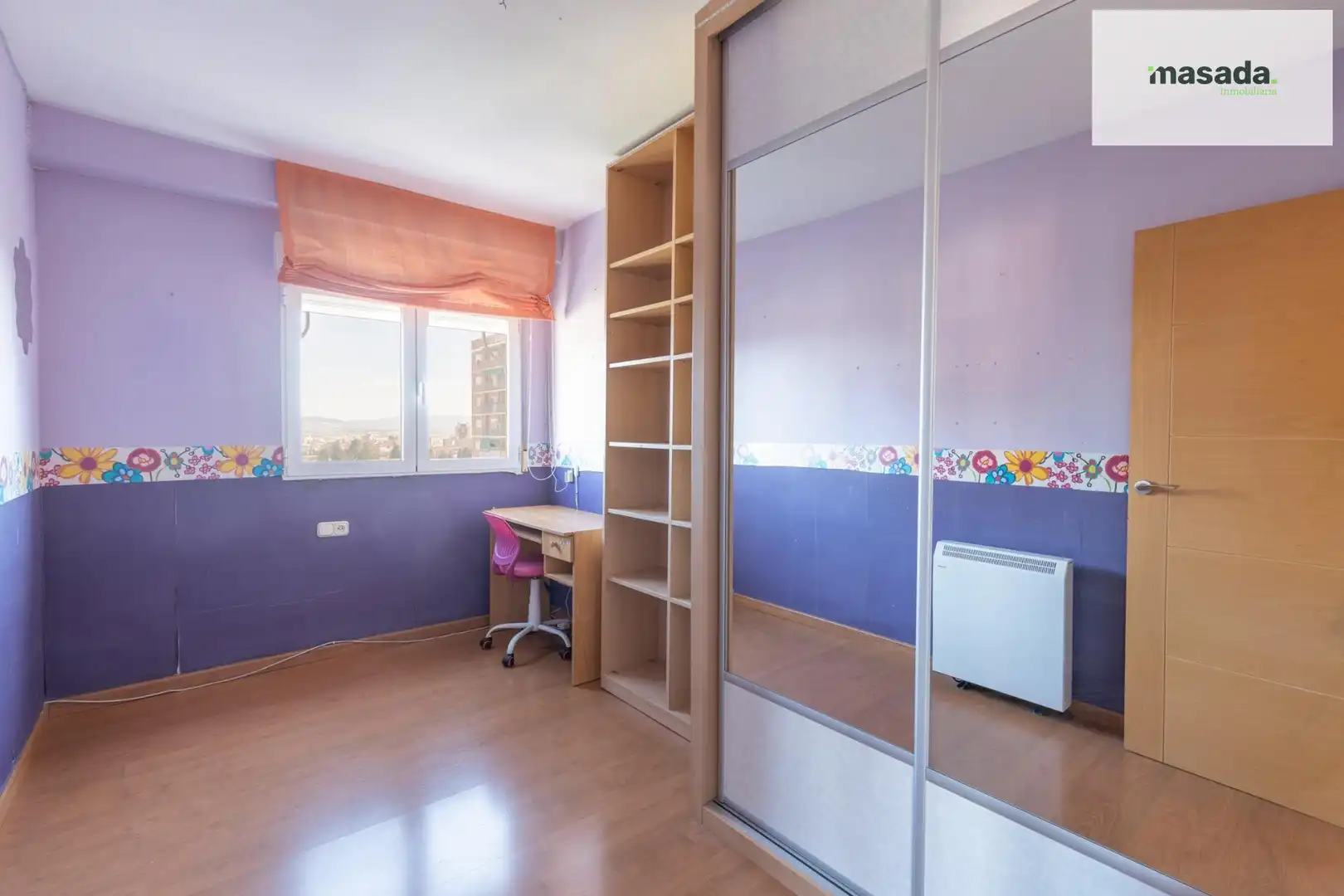Schlafzimmer von Wohnung zum Verkauf in Granada mit Klimaanlage, Heizung und Balkon