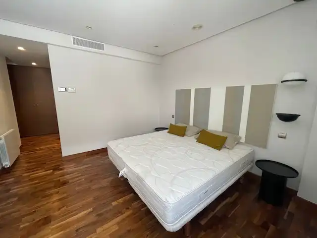 Maisonette zur Miete in Carrer Tomás López Torregrosa, Barrio del Centro
