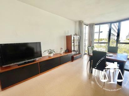 Living room of Flat for sale in  Barcelona Capital  with Air Conditioner