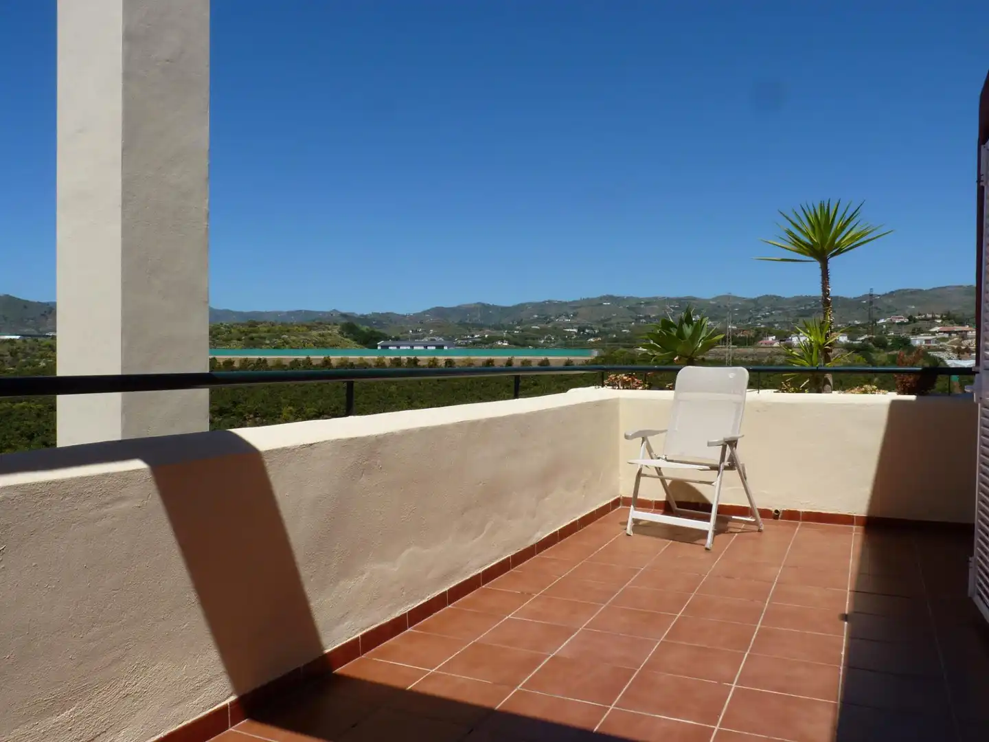 Terrasse von Maisonette zum Verkauf in Vélez-Málaga mit Klimaanlage, Heizung und Privatgarten