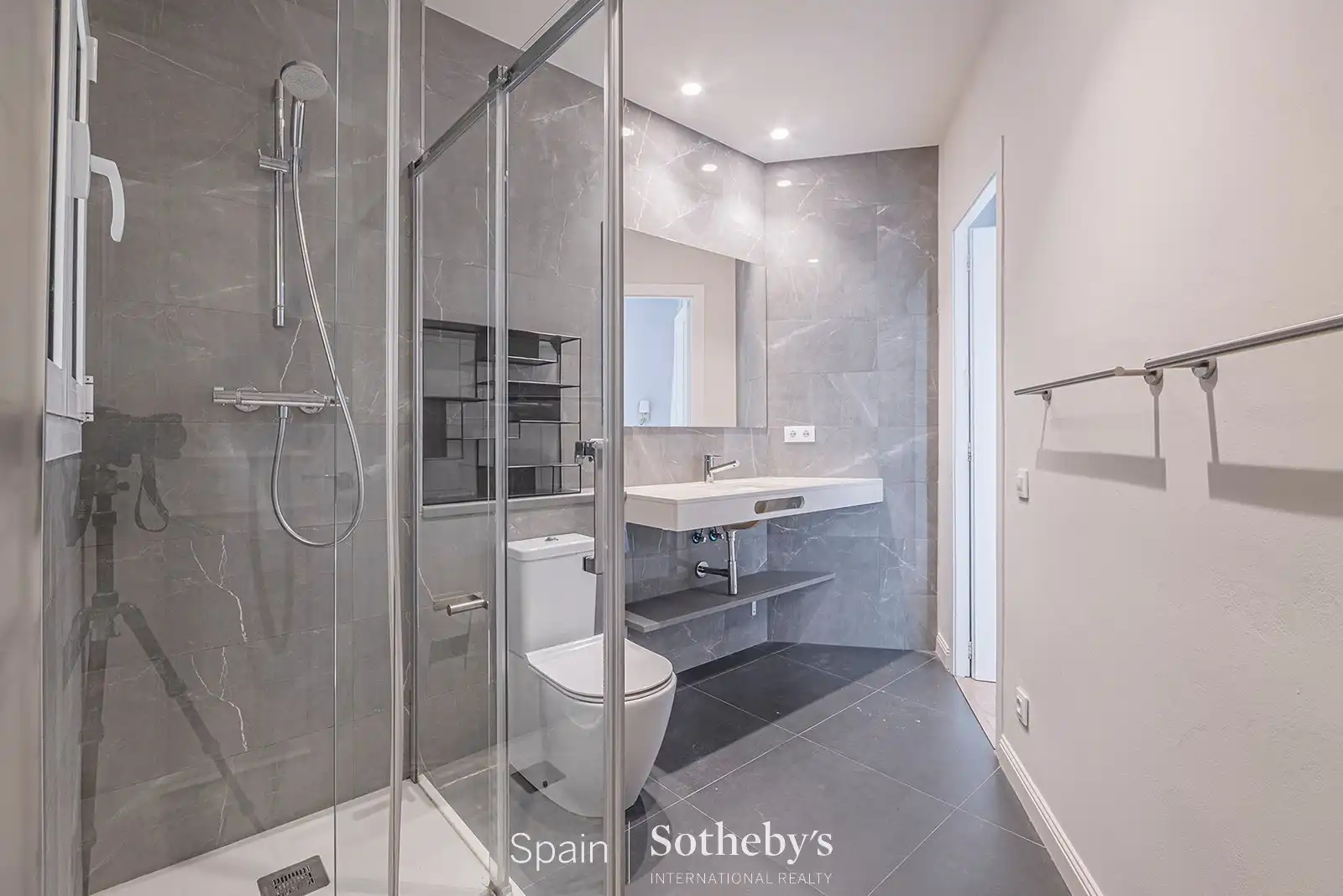Apartamento con piscina en venta en Passeig Isabel II, imagen 31