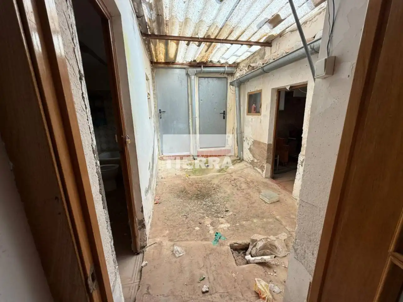 Casa adosada en venda en Jumilla