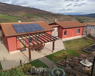 Terrassa de Casa o xalet en venda en Matute