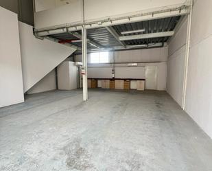 Industrial buildings to rent in Velilla de San Antonio