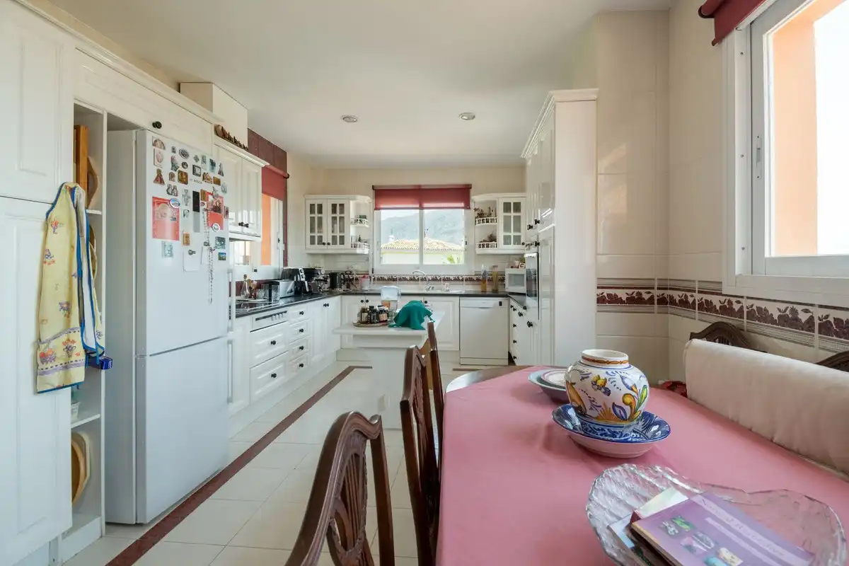 Apartament amb piscina en venda a Nueva Andalucía, imagen 13