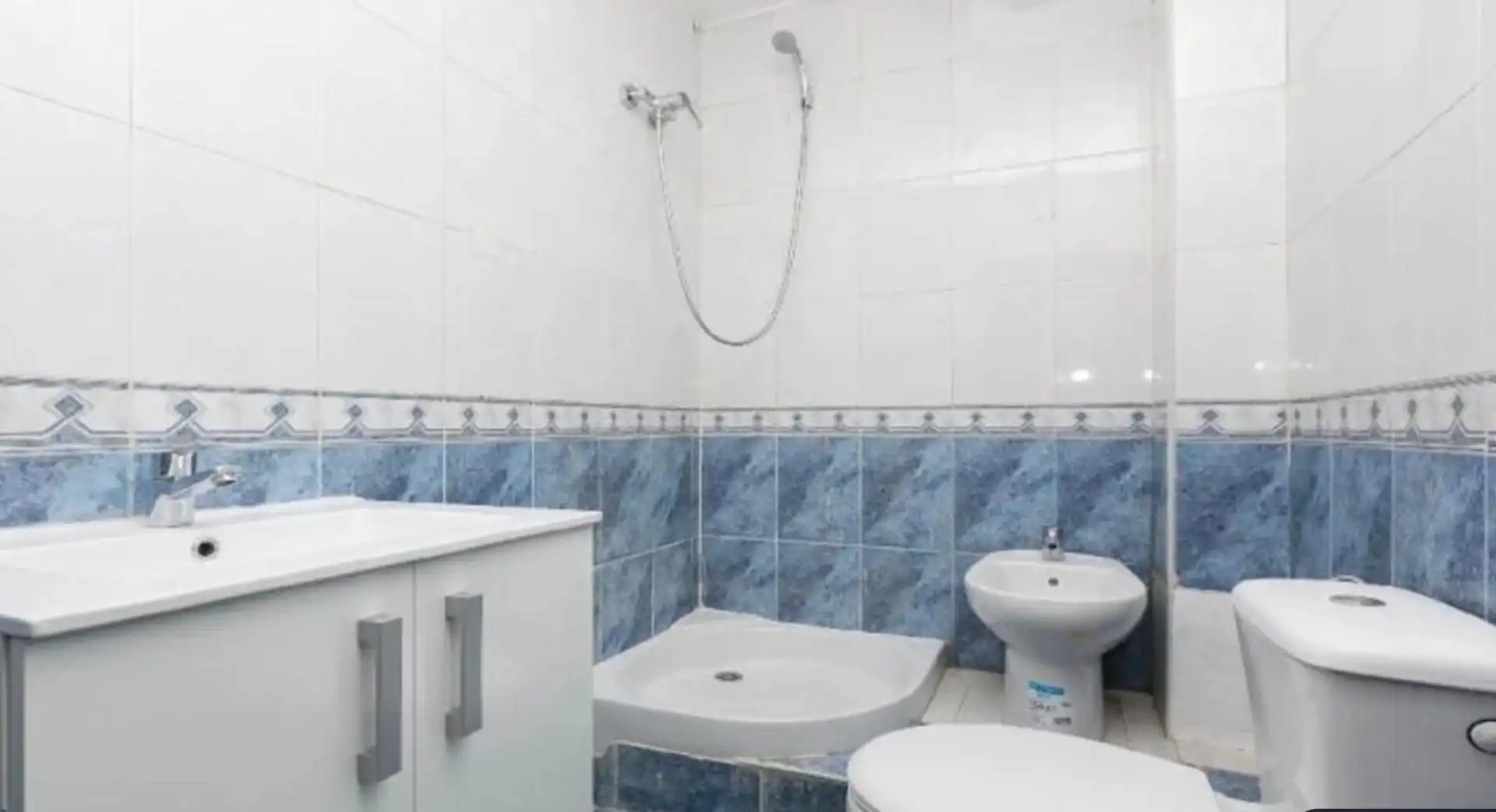 Baño de Piso en venta en Badia del Vallès