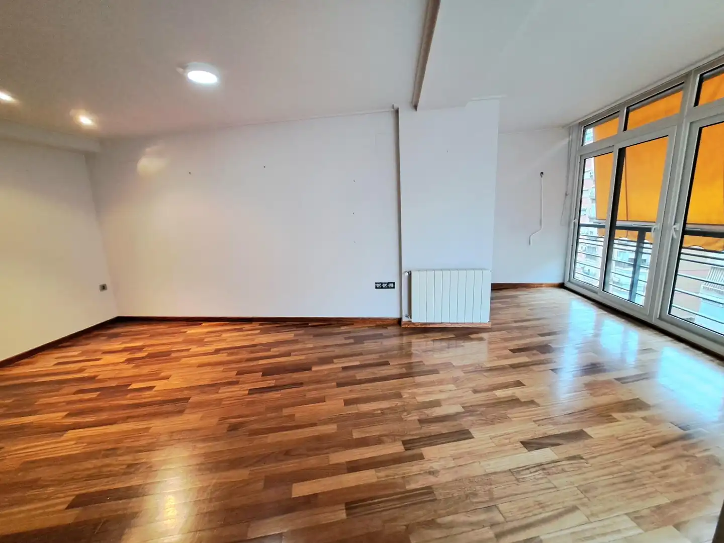 Appartement avec terrasse à vendre à Casc Urbà, imagen 3