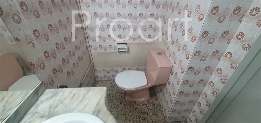 Local en venta en JOAN DE PEGUERA, El Camp de l'Arpa del Clot
