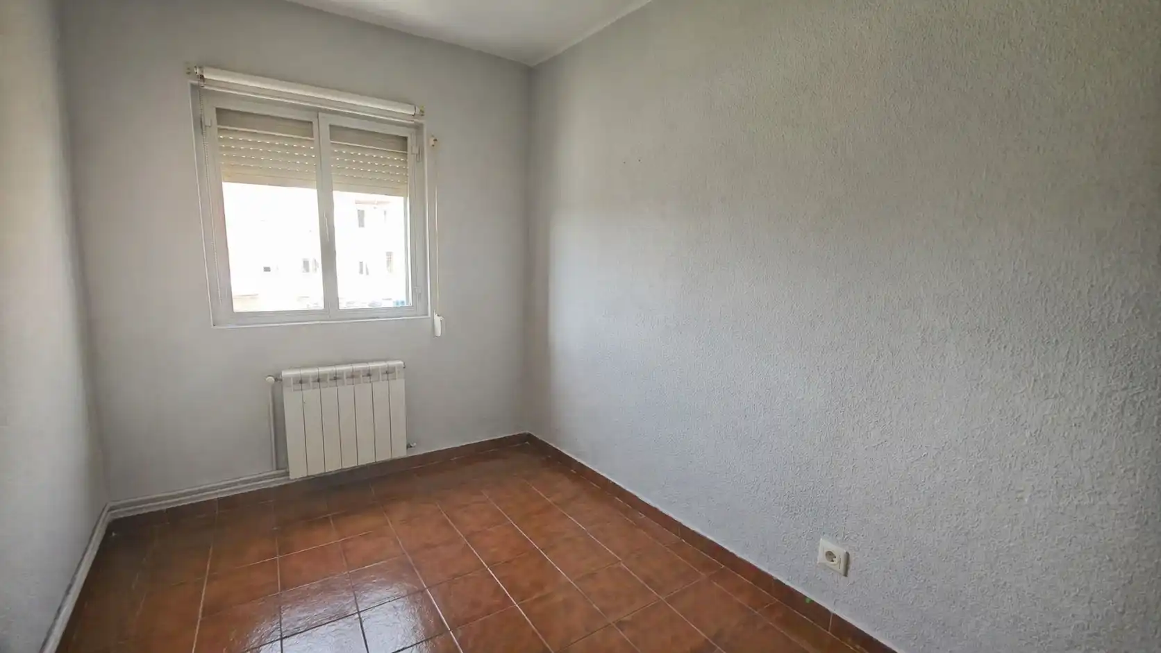Habitación de Piso en venta en Madrid con Calefacción y Amueblado