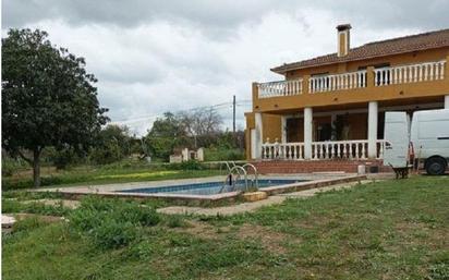 Garden of House or chalet for sale in Carmona  with Private garden and Swimming Pool
