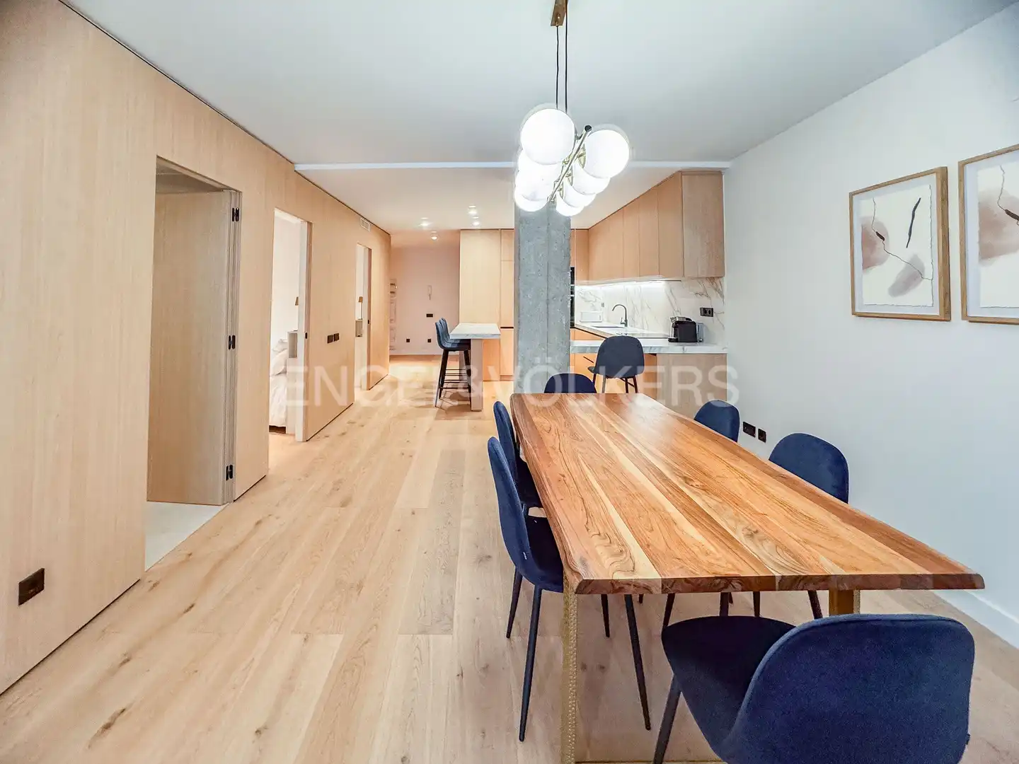 Dining room of Flat for rent in Barcelona  with Air Conditioner, Heating and Parquet flooring