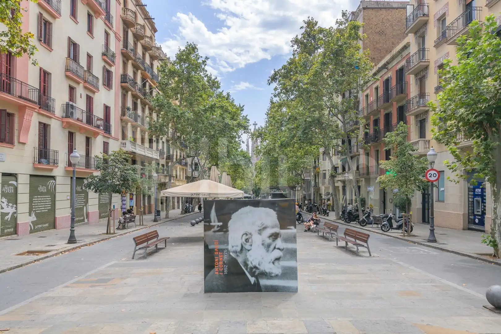 Außenansicht von Wohnung zur Miete in Barcelona