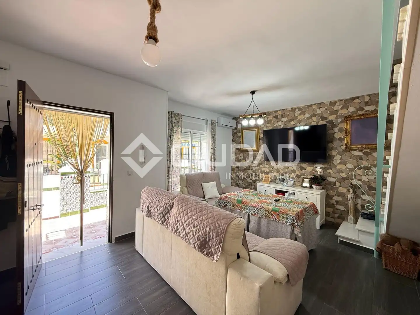 Sala de estar de Casa o chalet en venta en Chipiona con Aire acondicionado y Balcón